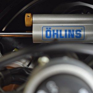 Aprilia RSV RF Ohlins Steering Damper