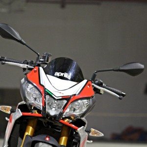 Aprilia Tuono V  Factory Review Details and Stills