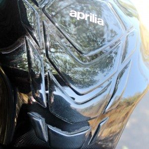 Aprilia Tuono V  Factory Review Details and Stills