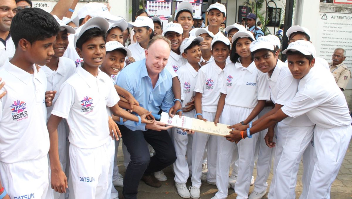 Datsun Flagbearers wishes luck to Indian cricket team