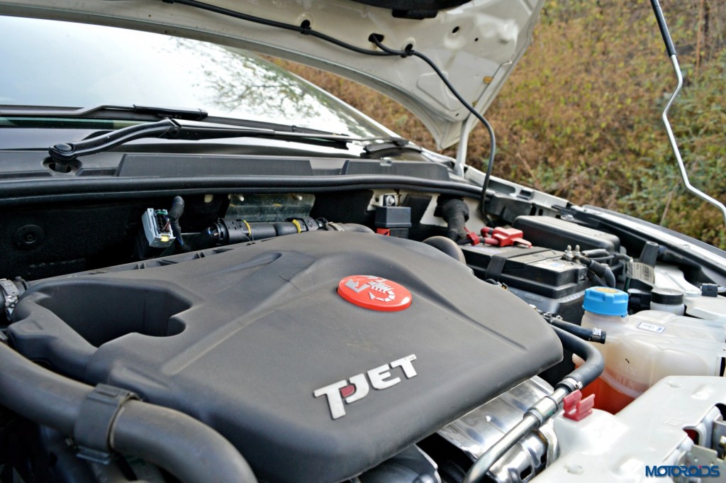 Fiat Punto Abarth 1.4 T-Jet engine(21)