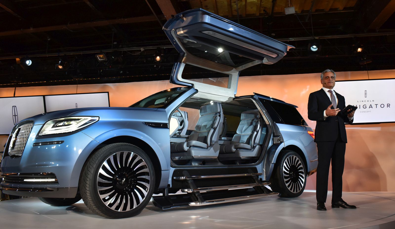 Lincoln Navigator Concept