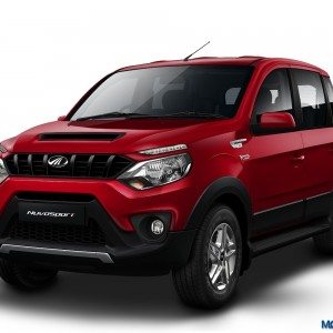 Mahindra Nuvosport SUV front