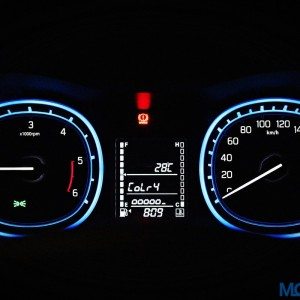 Maruti Suzuki Vitara Brezza Instrument Cluster