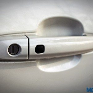 Maruti Suzuki Vitara Brezza door handle