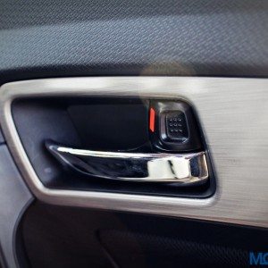 Maruti Suzuki Vitara Brezza door trim