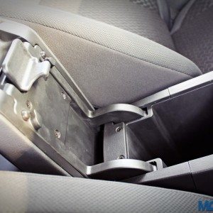 Maruti Suzuki Vitara Brezza sliding frontarm rest cum storage