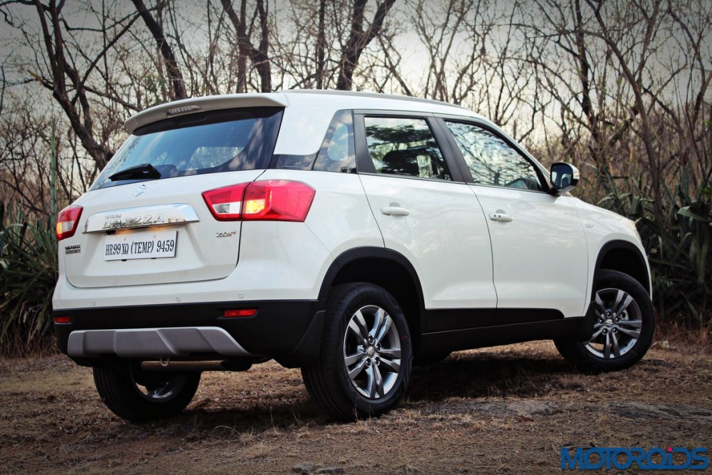 Maruti Suzuki Vitara Brezza white (1)