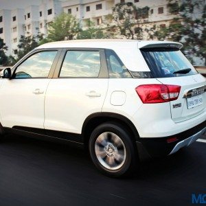 Maruti Suzuki Vitara Brezza white