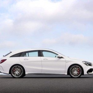 Mercedes Benz CLA class facelift