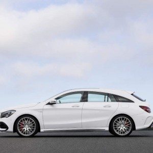 Mercedes Benz CLA class facelift