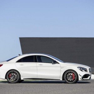 Mercedes Benz CLA class facelift