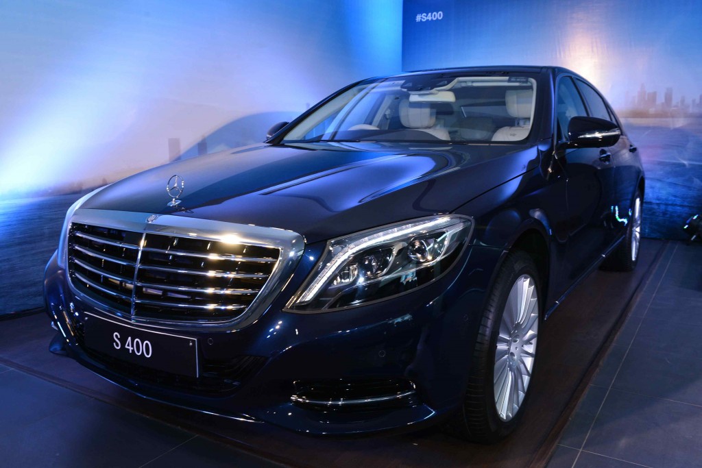 Mercedes-Benz S 400