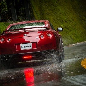 NIssan GT R review