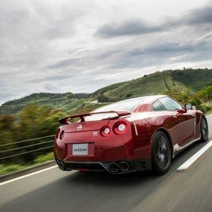 NIssan GT R review