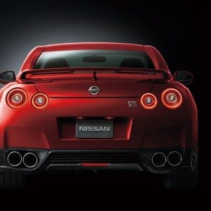 NIssan GT R review