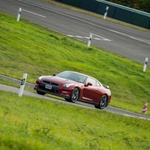 NIssan GT R review