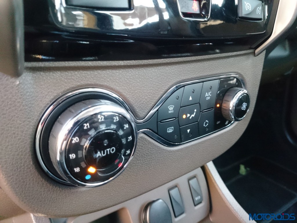 New 2016 Renault Duster AC control panel(44)