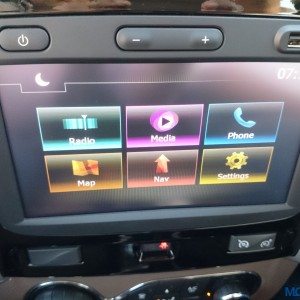 New  Renault Duster AVN system