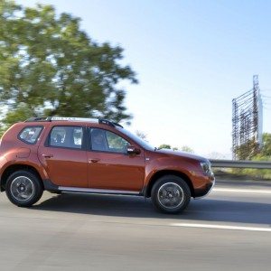 New  Renault Duster In motion