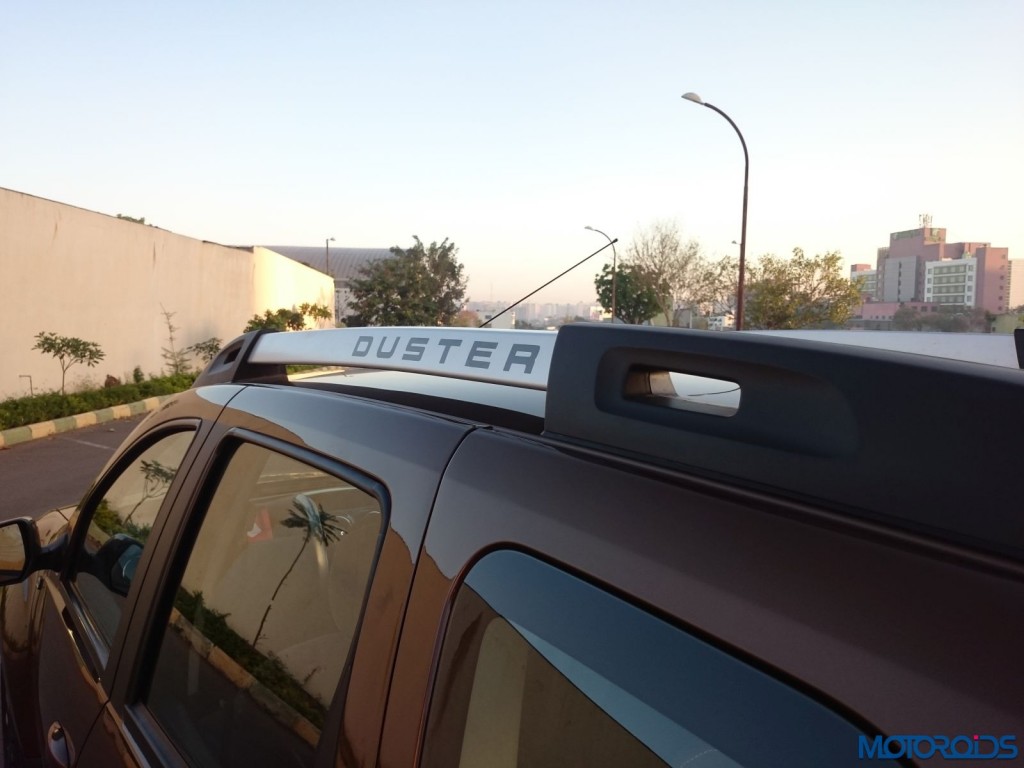 New 2016 Renault Duster roof rail (20)