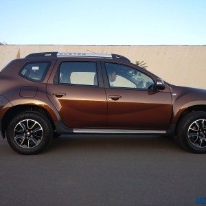 New  Renault Duster side profile