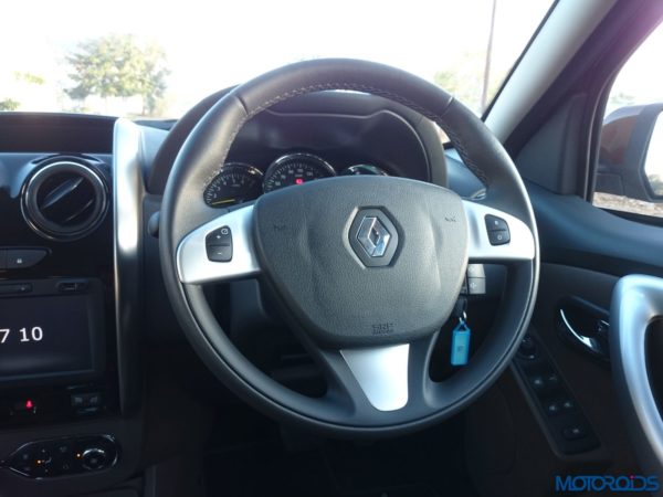 Renault Duster Easy R AMT Steering