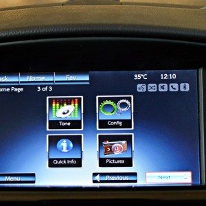 New Chevrolet Cruze MyLink infotainment system