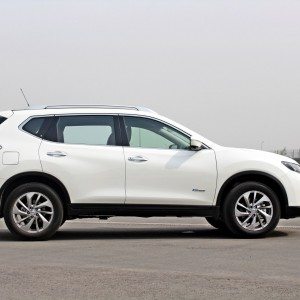 new  Nissan X Trail Hybrid India white