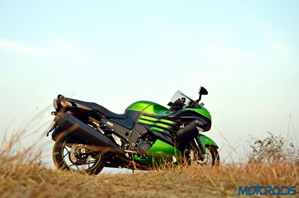 2016 Kawasaki NInja ZX-14r (1)