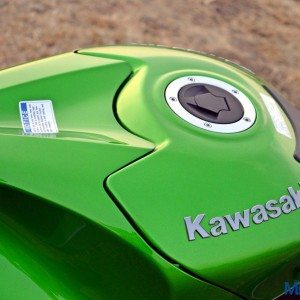 Kawasaki ZX R fuel tank