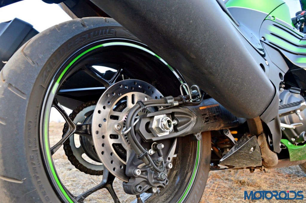 2016 Kawasaki ZX-14R rear wheel(62)