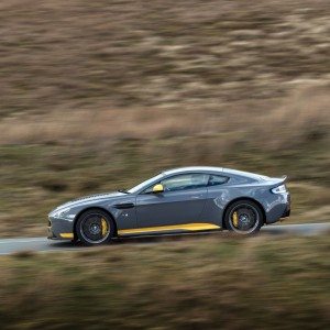 Aston Martin V Vantage S Manual