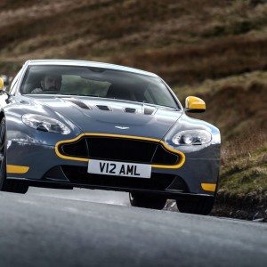 Aston Martin V Vantage S Manual