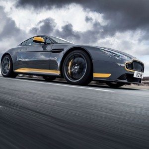 Aston Martin V Vantage S Manual