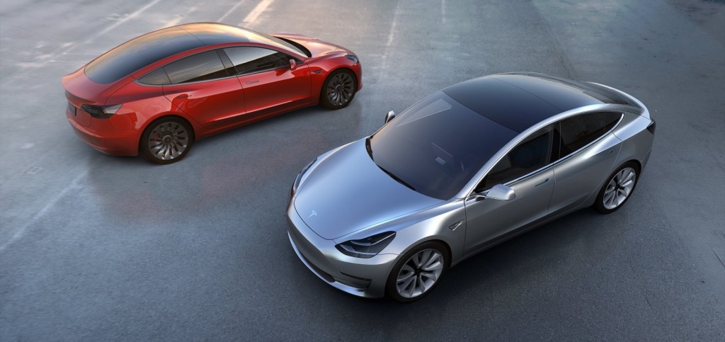 2017 Tesla Model 3 (2)
