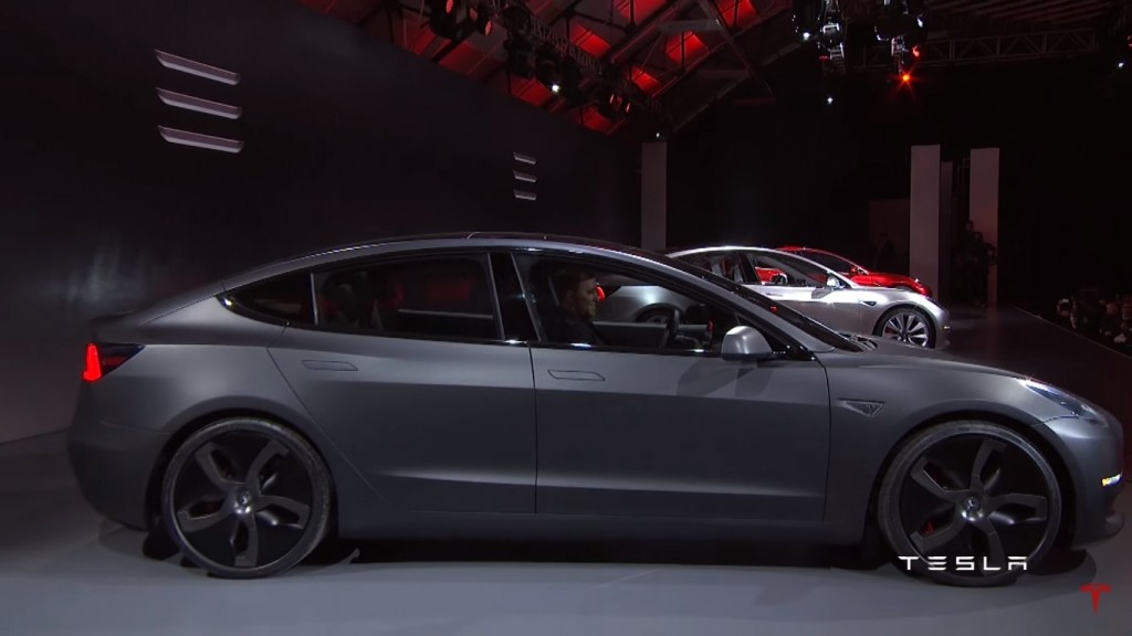 2017 Tesla Model 3 (8)