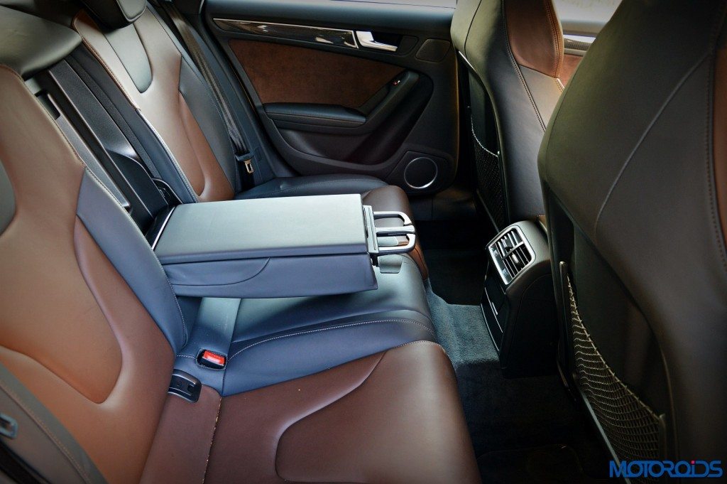 Audi S5 back seats (3)