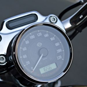 Harley Davidson  Custom Review Details Instrument Cluster