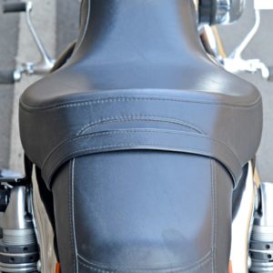 Harley Davidson  Custom Review Details Seat