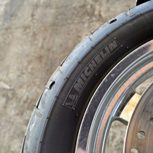 Harley Davidson  Custom Review Details Tyres