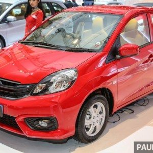 Honda Brio Satya Red