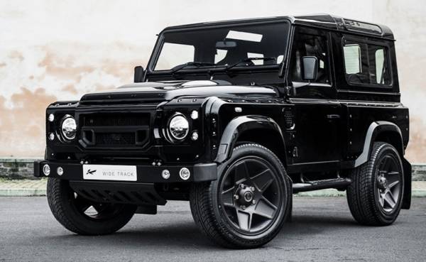 Kahn Land Rover Defender End Edition