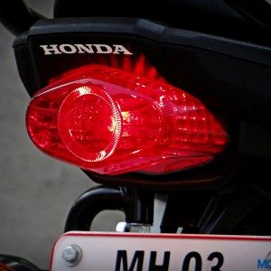 New Honda Navi Review Tail light