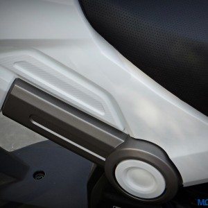 New Honda Navi Review side panels