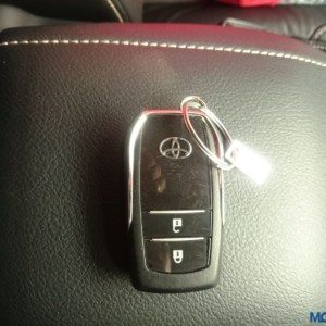 New Toyota Innova Crsyta key