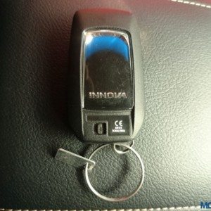 New Toyota Innova Crsyta key
