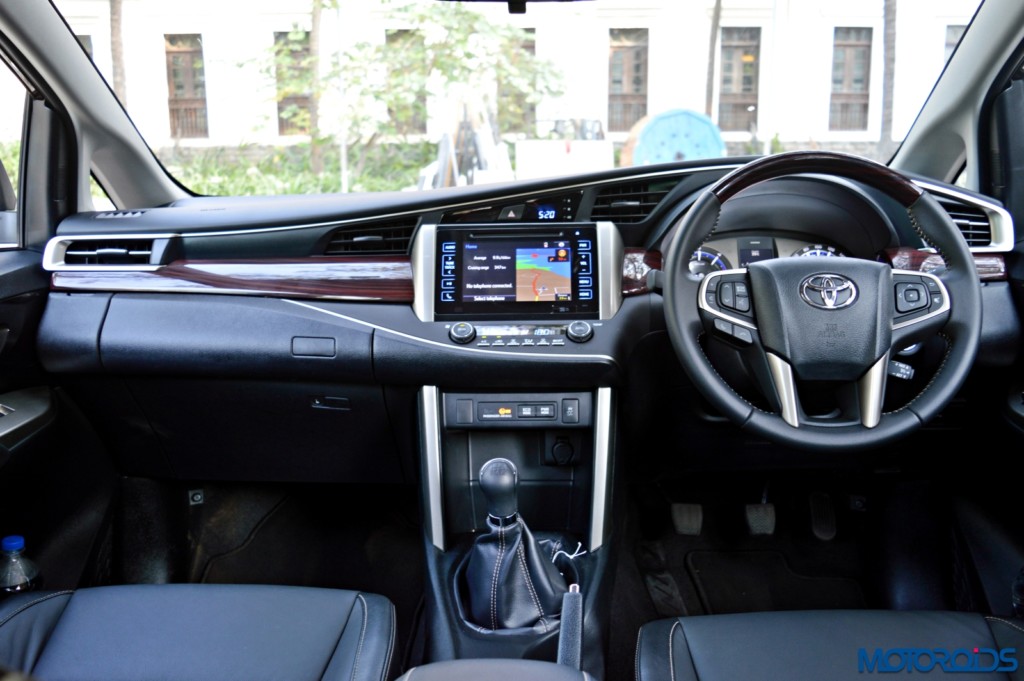 New Toyota Innova Crysta dashboard (2)