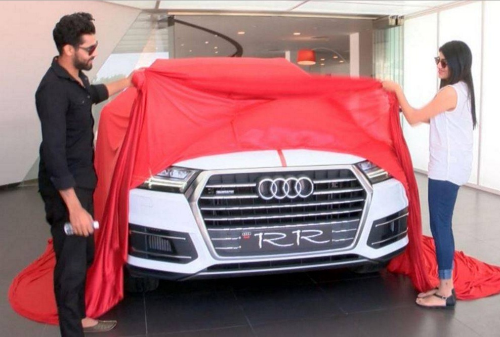 Ravindra Jadeja Q7