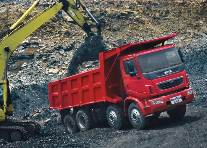 Tata Prima Trucks (4)
